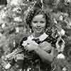 Shirley Temple and Susie Blockhead doll, Christmas 1937 publicity still